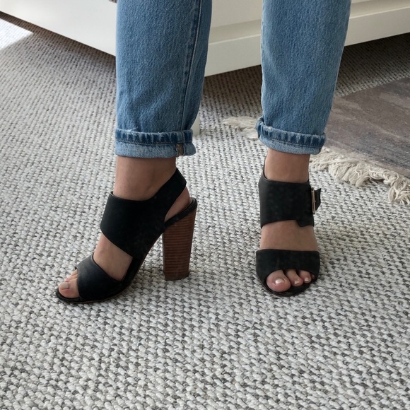 Block Heels - Picture 3 of 6